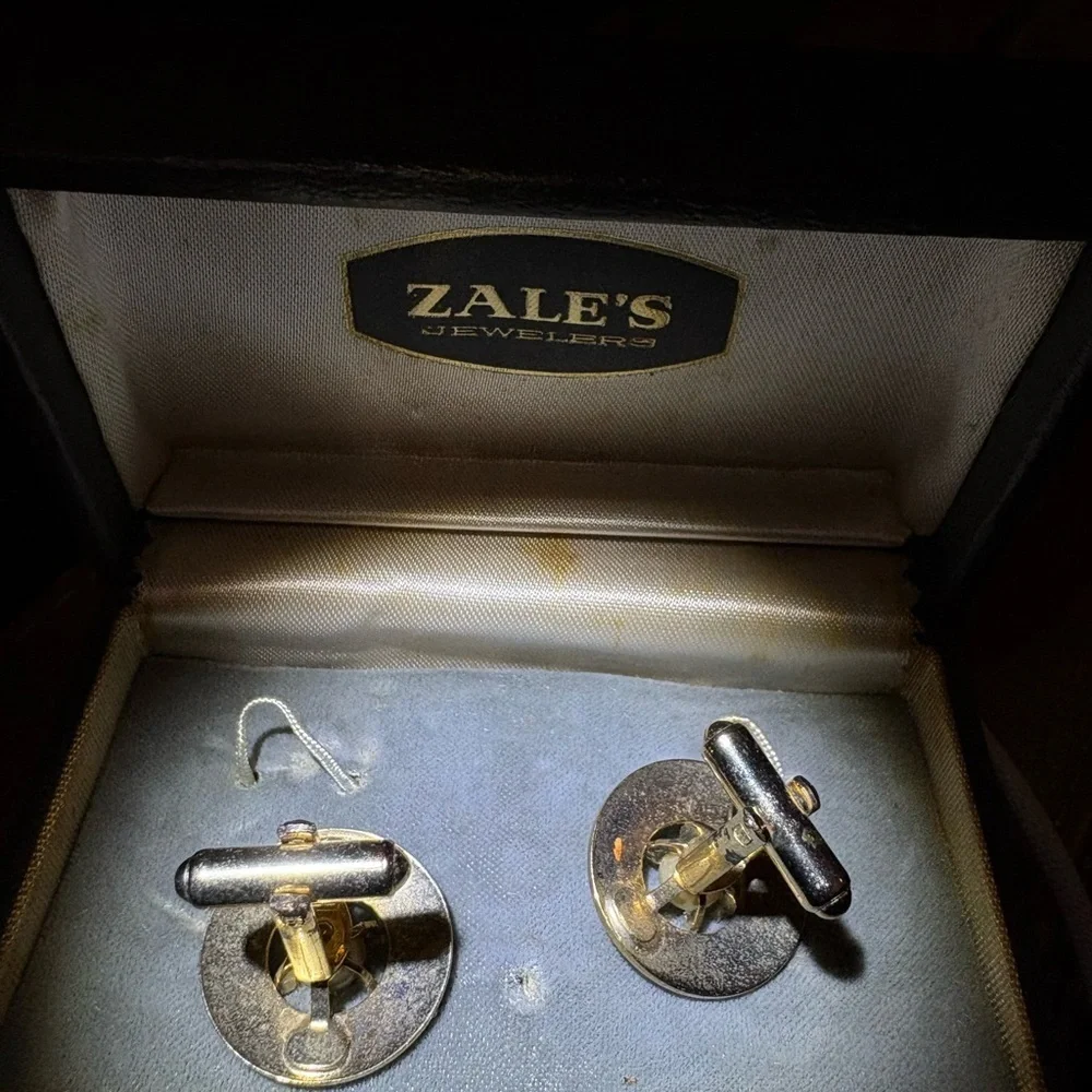 Vintage men’s cufflinks with faux pearl